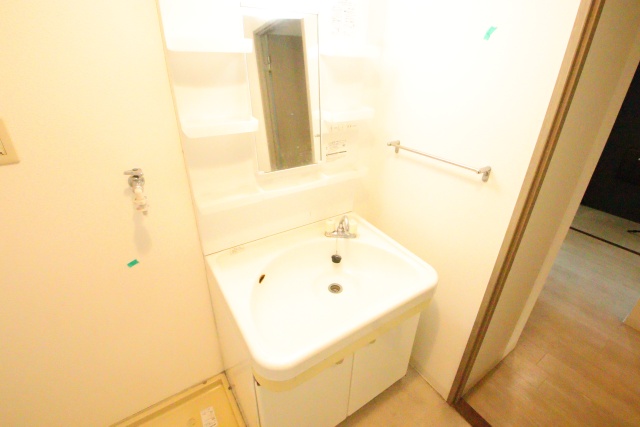 洗面設備　※別室の参考写真の為、現況優先です。