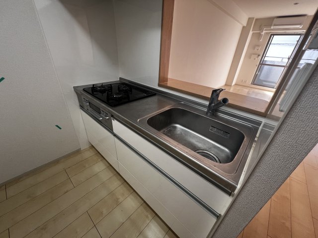 キッチン　３口ガスコンロついてます☆