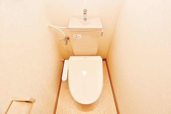トイレ　★温水洗浄便座トイレ★