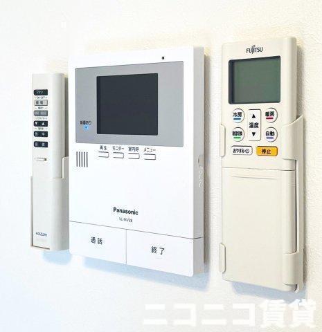 セキュリティ　録画機能付きのモニターホン　参考写真です