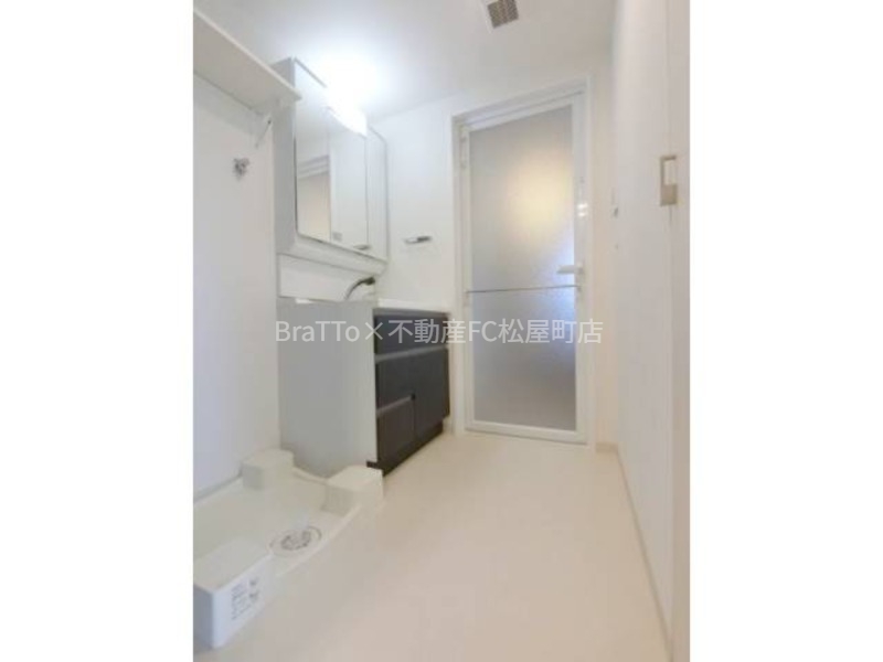 洗面設備　脱衣所