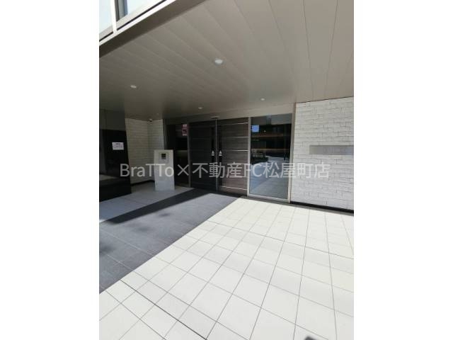 エントランス　マンション共用部分（オートロック）