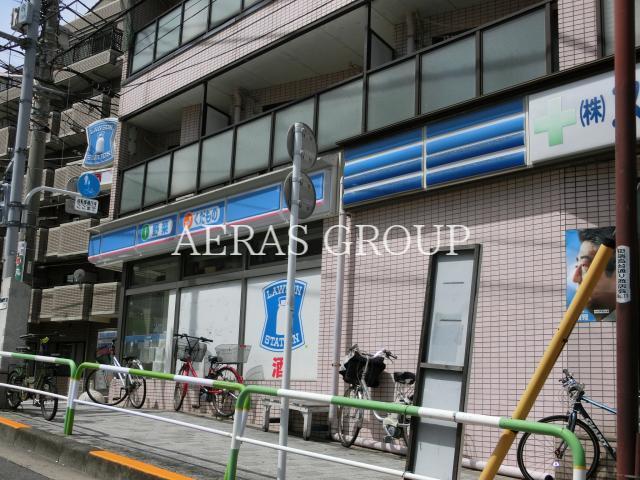 コンビニ　ローソン田端六丁目店（コンビニ）まで820m