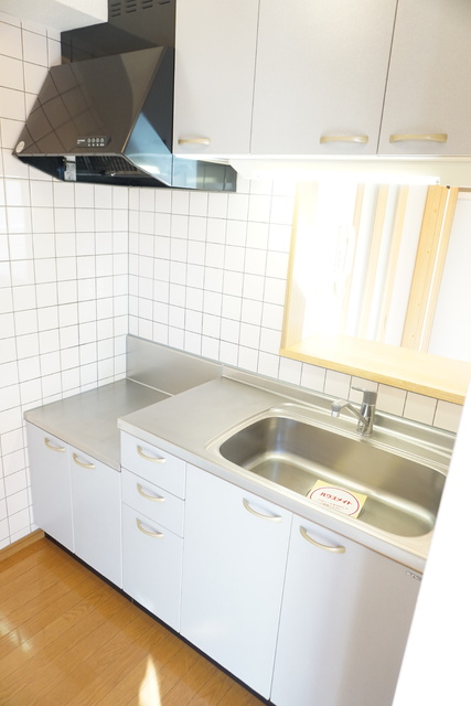 キッチン　２口ガスコンロの置けるキッチンです☆