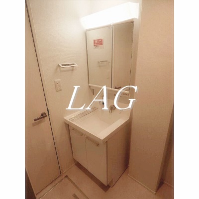 洗面設備　洗面台です。