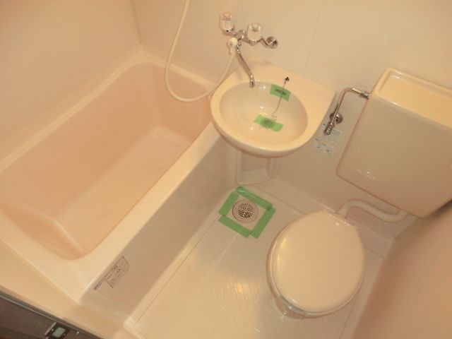 バス・シャワールーム