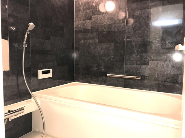 バス・シャワールーム　浴室