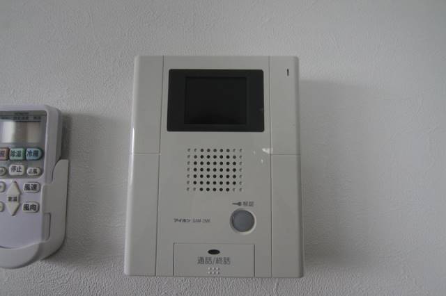 セキュリティ　同物件の他号室の写真になります。