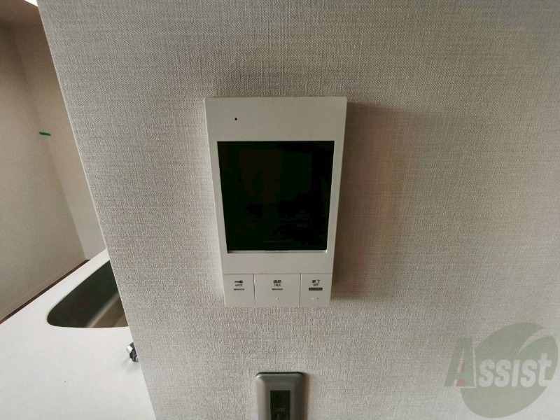 セキュリティ　ＴＶモニター付インターホンです。来客者の顔が見えるので安心！