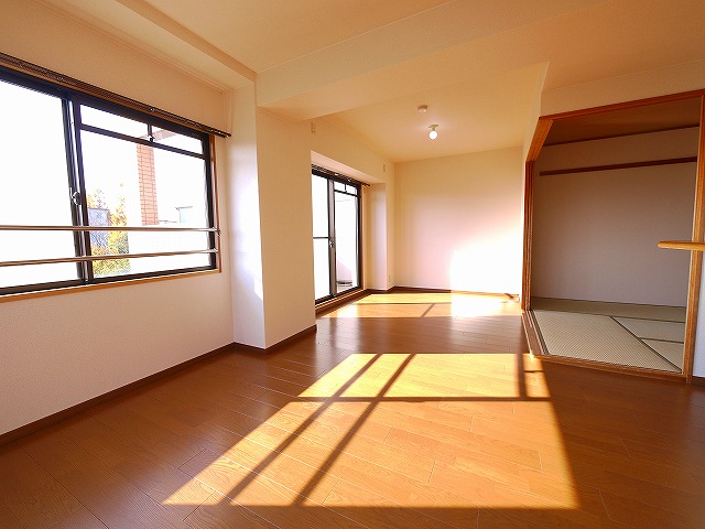 居室・リビング　おしゃれなリビングです