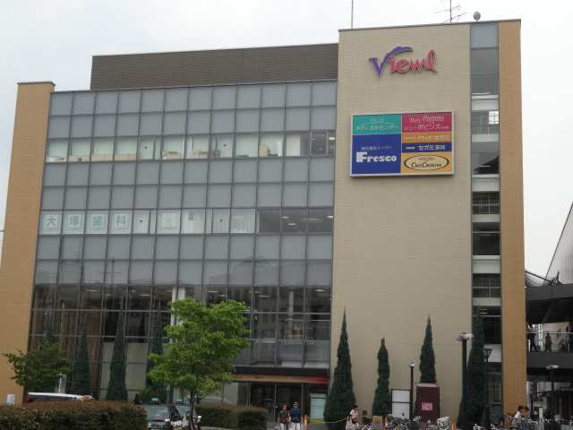 ショッピングセンター　ヴュール阪急三国（ショッピングセンター）まで843m