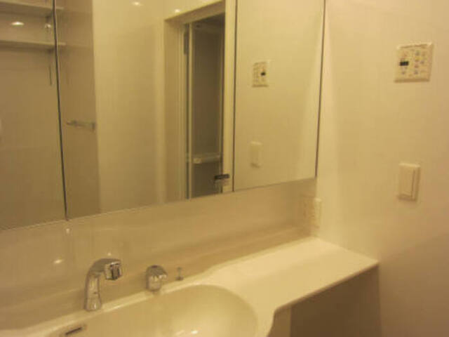 洗面設備　１０２　洗面所