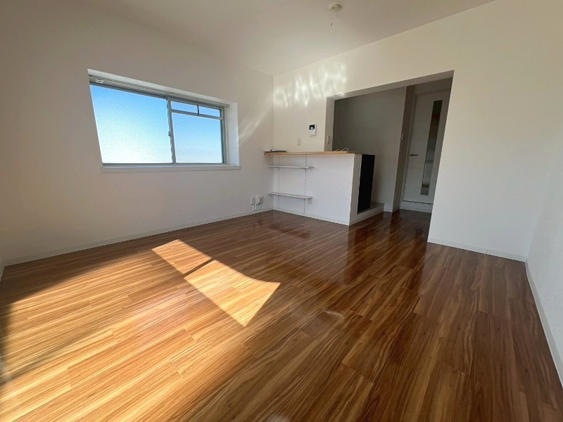 居室・リビング　※掲載写真は、同タイプの別部屋写真です。