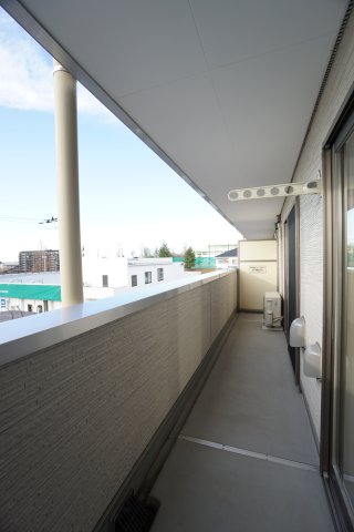 バルコニー　※同物件の写真です。