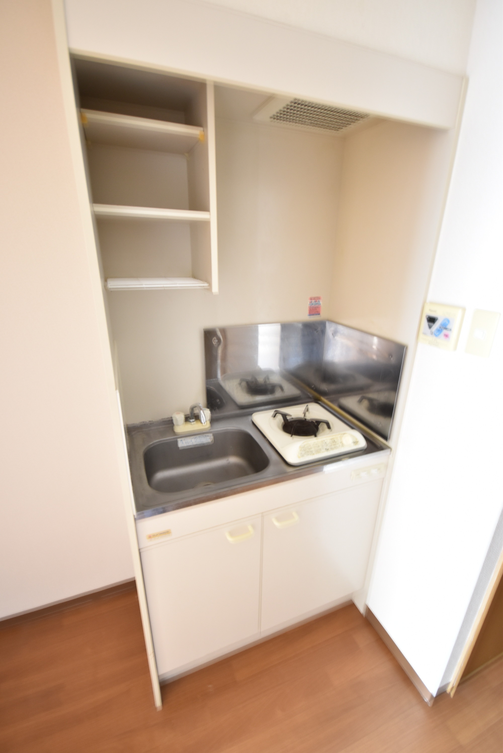 キッチン　※退去予定の為、別部屋参考写真です。