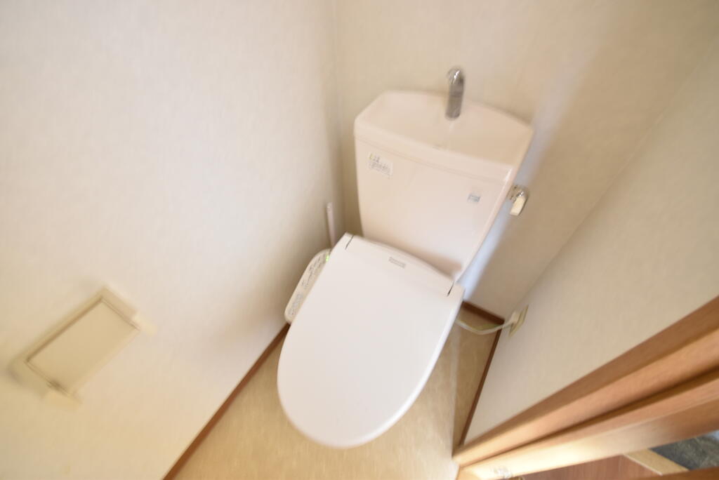 トイレ　※退去予定の為、別部屋参考写真です。