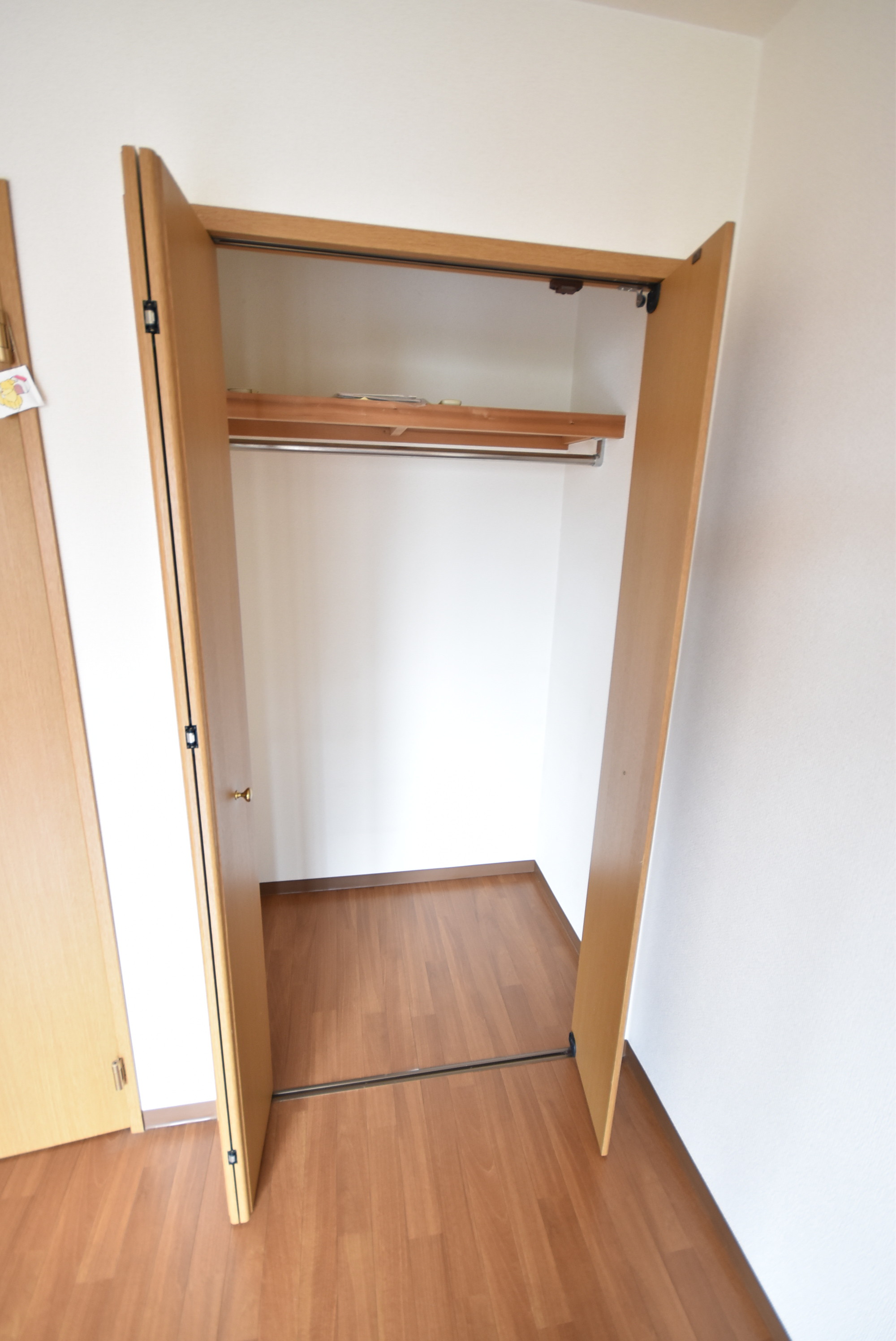 収納　※退去予定の為、別部屋参考写真です。