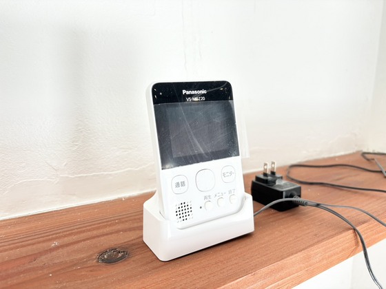 セキュリティ　モニター付きインターホン