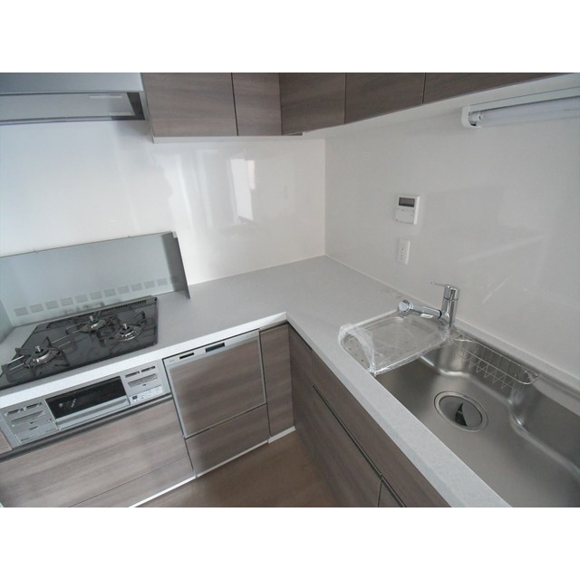 キッチン　キッチンでお料理をお楽しみください