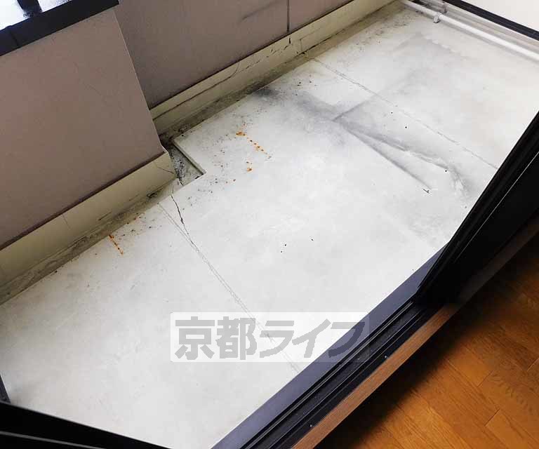 バルコニー　広々としたベランダです