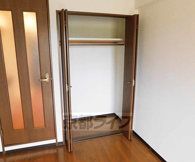 収納　大きなクローゼットです