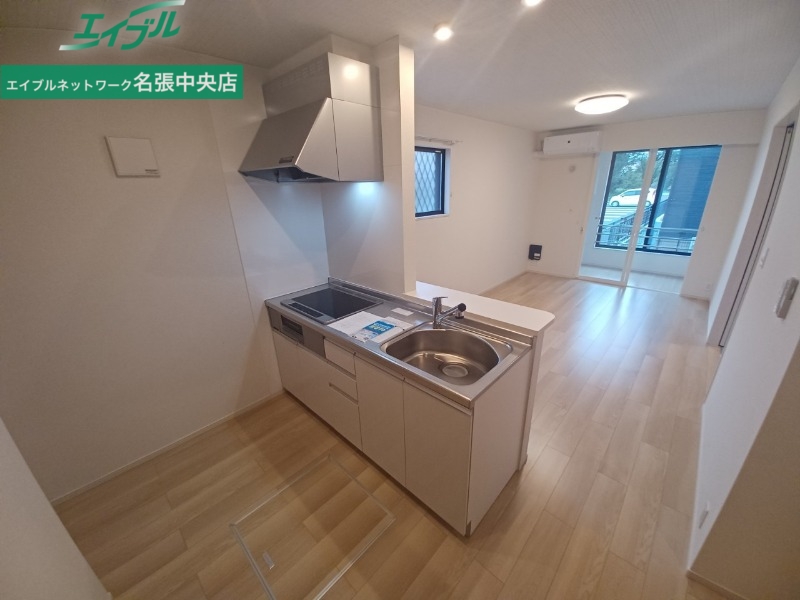 キッチン　同型参考写真