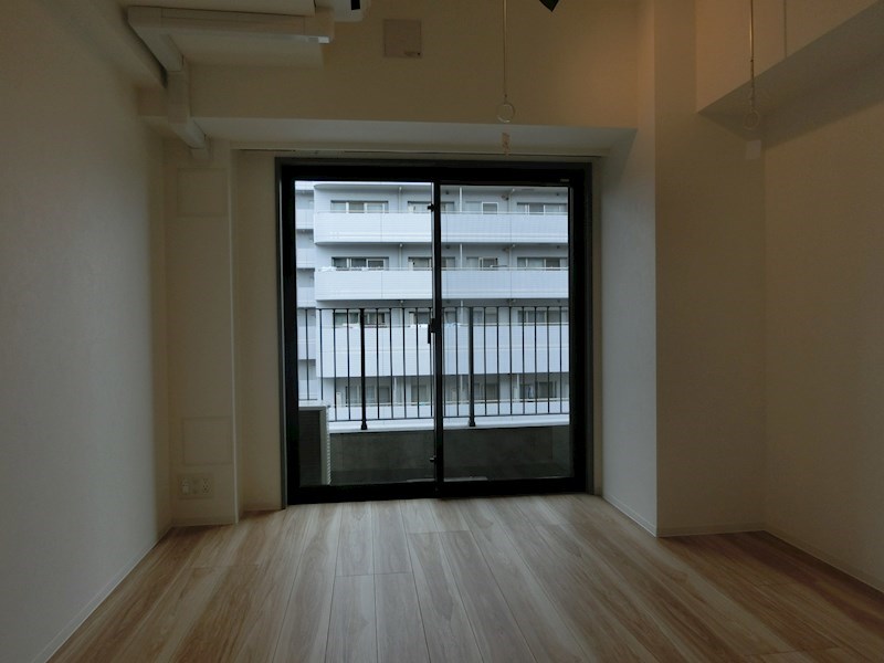 居室・リビング　使いやすい間取りの洋室♪