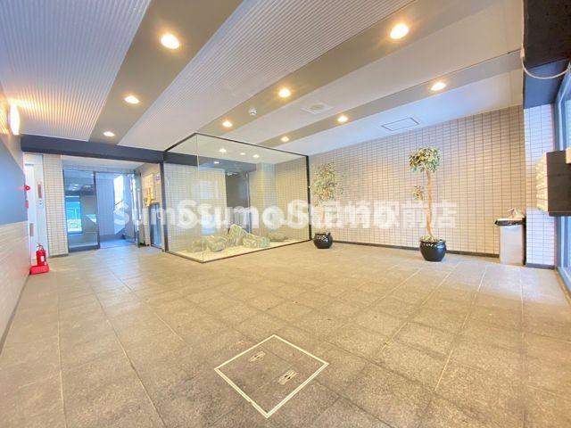 ロビー　落ち着いたロビーです