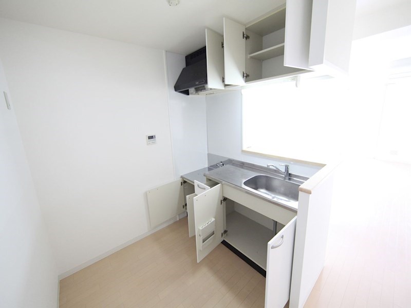 キッチン　カウンターキッチン（ガス2口コンロ設置できます）