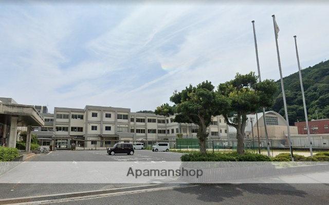 中学校　和木中学校（中学校）まで1623m