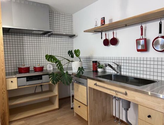 キッチン　画像にある家具類はついておりません。イメージです。