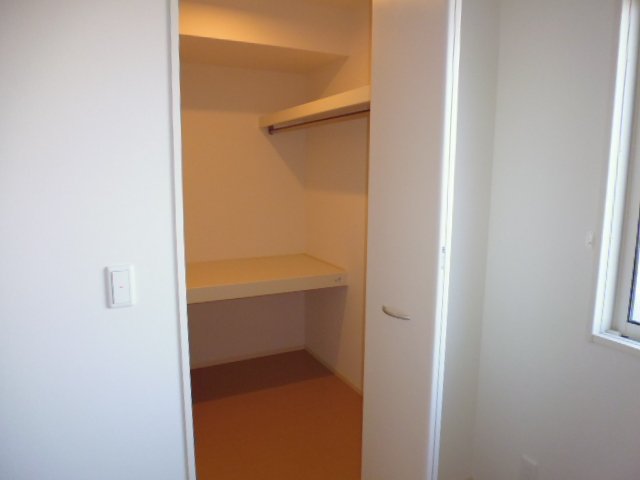 収納　ウォークインクローゼット