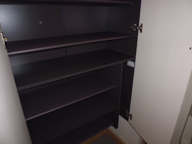 玄関　シューズボックス