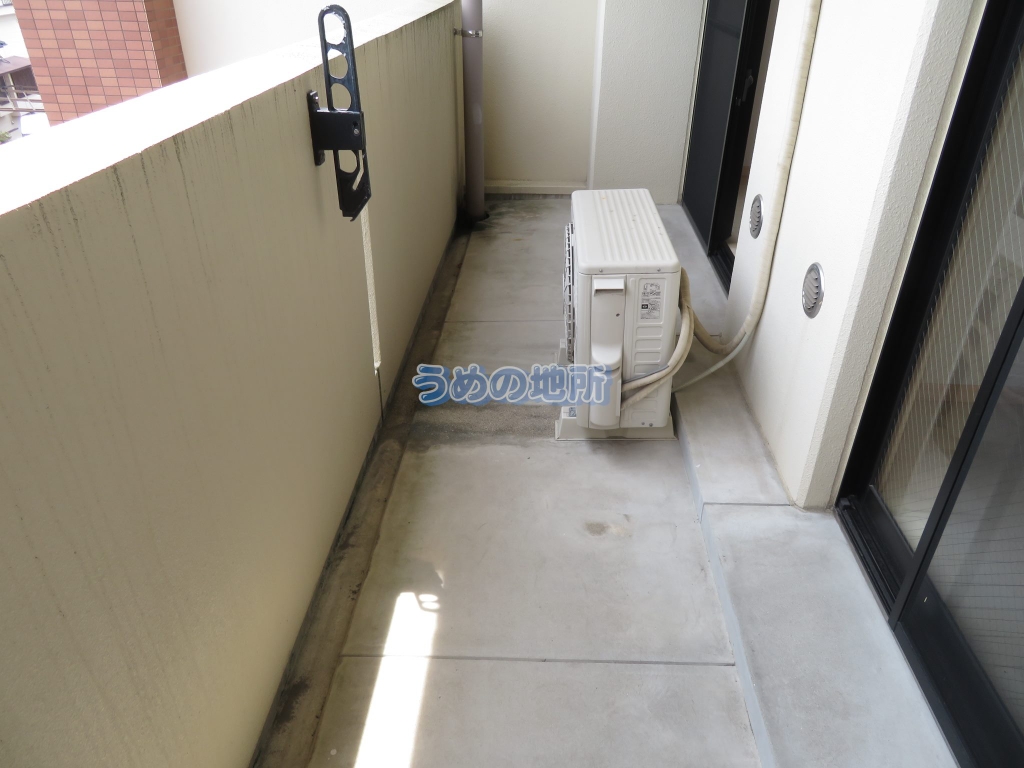 バルコニー　ベランダ