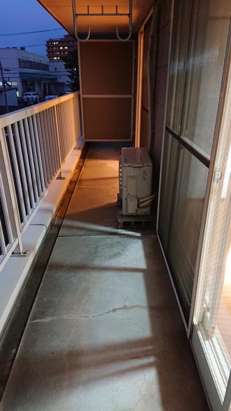 バルコニー　ひろ～いバルコニーは開放感があります♪