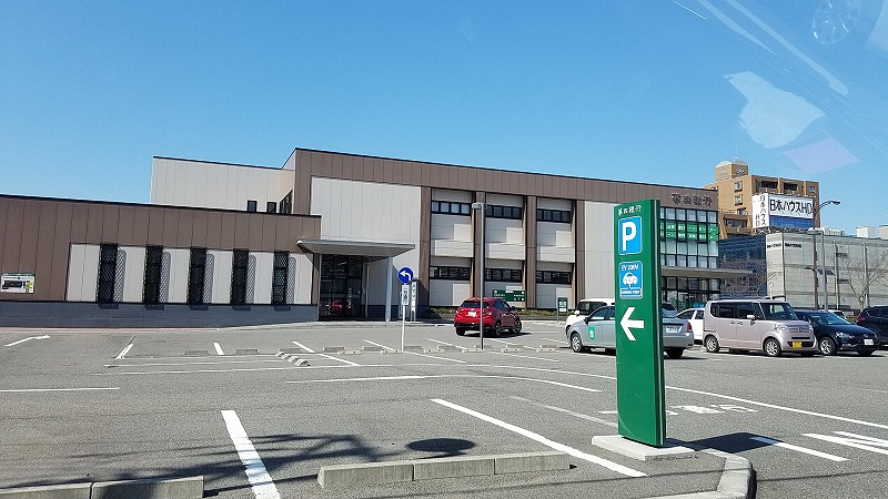 銀行　第四銀行出来島支店（銀行）まで757m