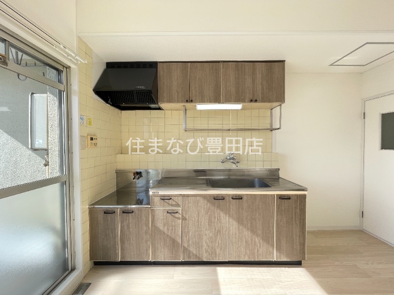 キッチン　別部屋写真