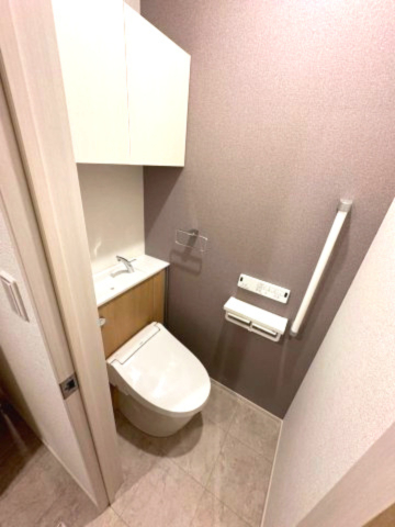 トイレ　※同タイプの写真です