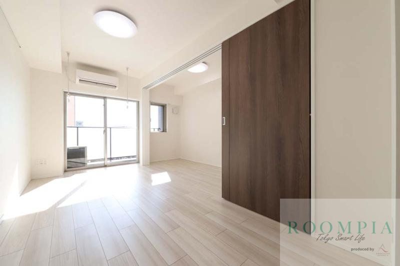 居室・リビング　※同タイプの別のお部屋です。