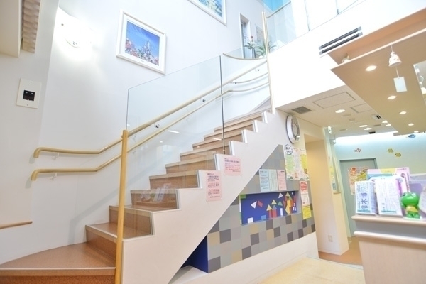 病院　鈴の木こどもクリニック（病院）まで410m