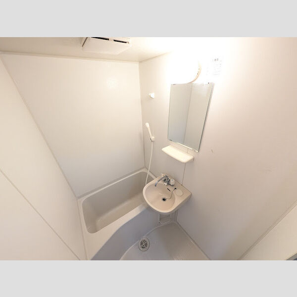 バス・シャワールーム　浴室