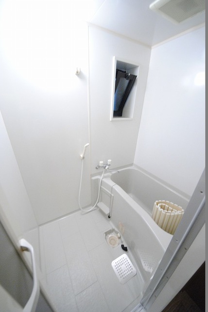 バス・シャワールーム　写真は４０４号室