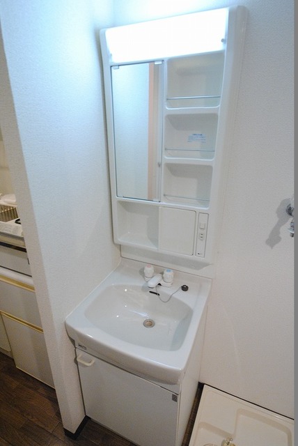 洗面設備　写真は４０４号室