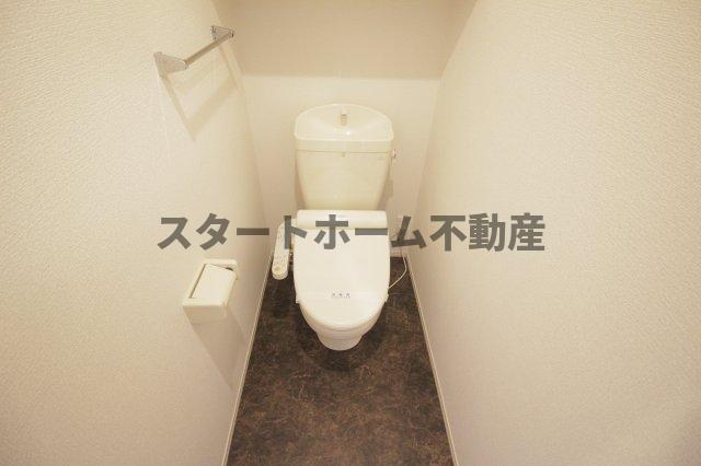 トイレ　トイレもきれいです