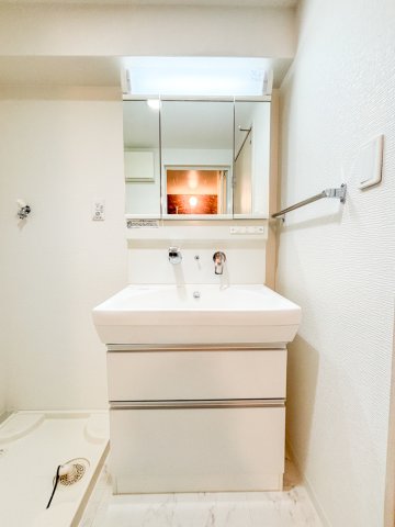 洗面設備　広い洗面スペースです★