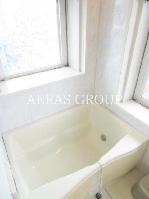 バス・シャワールーム　浴槽