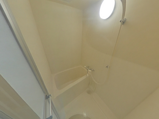 バス・シャワールーム　※別部屋の写真です