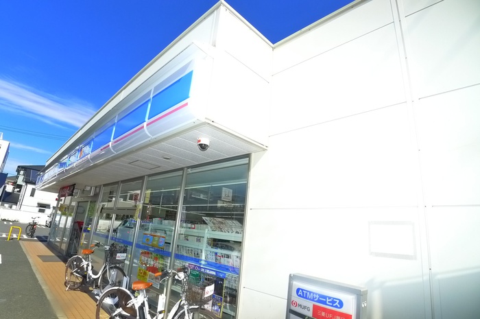 コンビニ　ローソン（コンビニ）まで499m