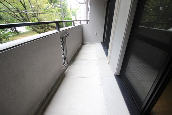 バルコニー　※別部屋の写真です