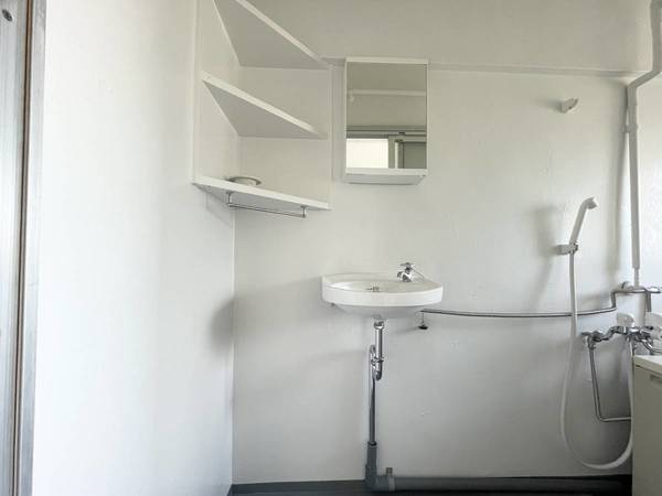 洗面設備　ビレッジハウスの同一物件・同一タイプの間取りの写真です